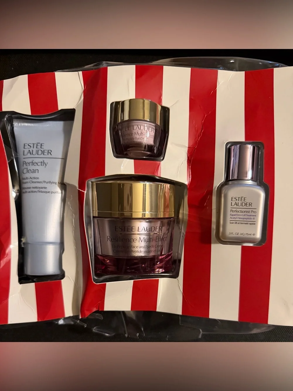 Estee Lauder Lift + Glow Resilience Skincare 4 Piece Set- NEW